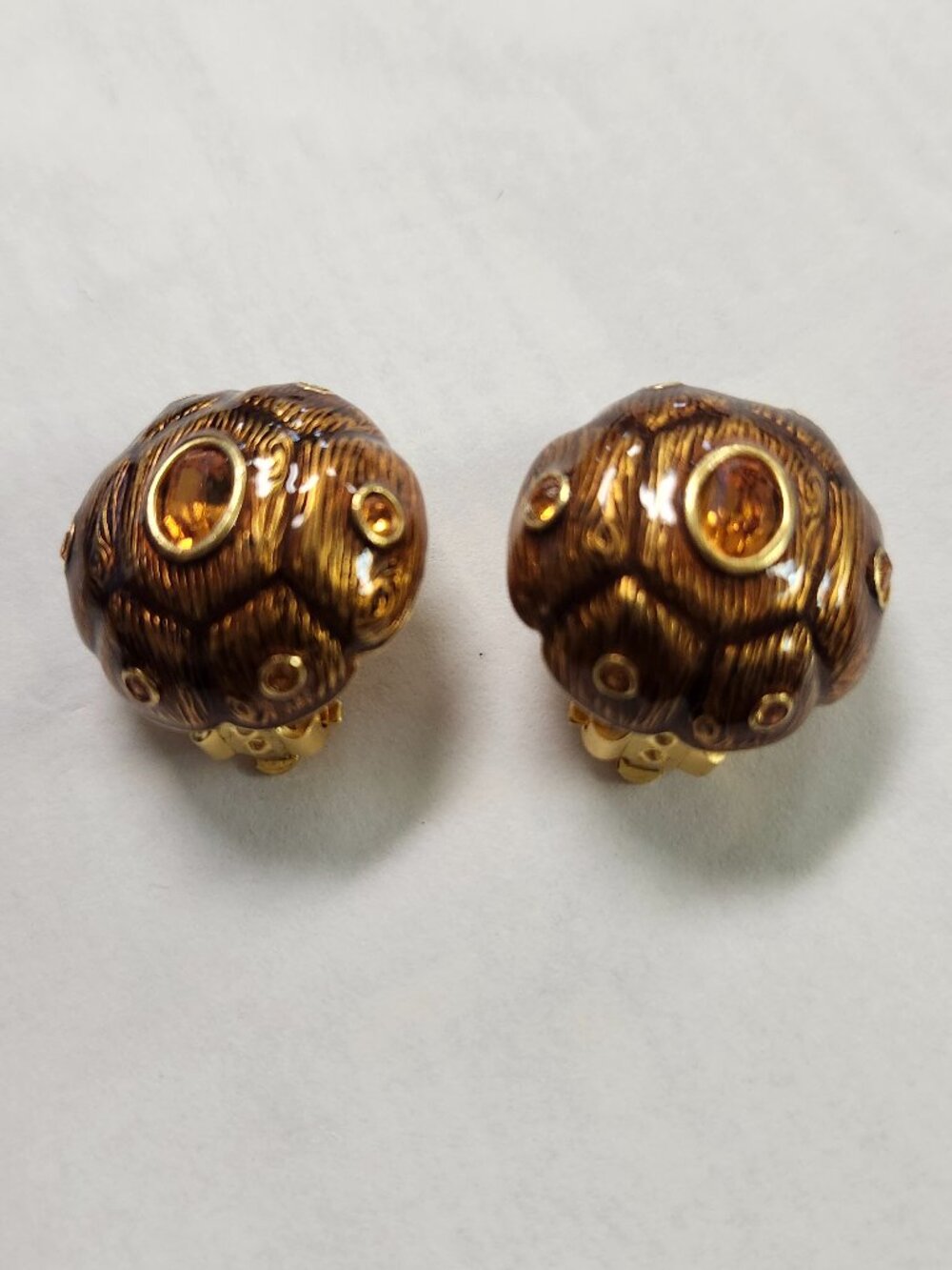 Vintage Joan Rivers Enamel Turtle Shell Clip-On Earrings 1"